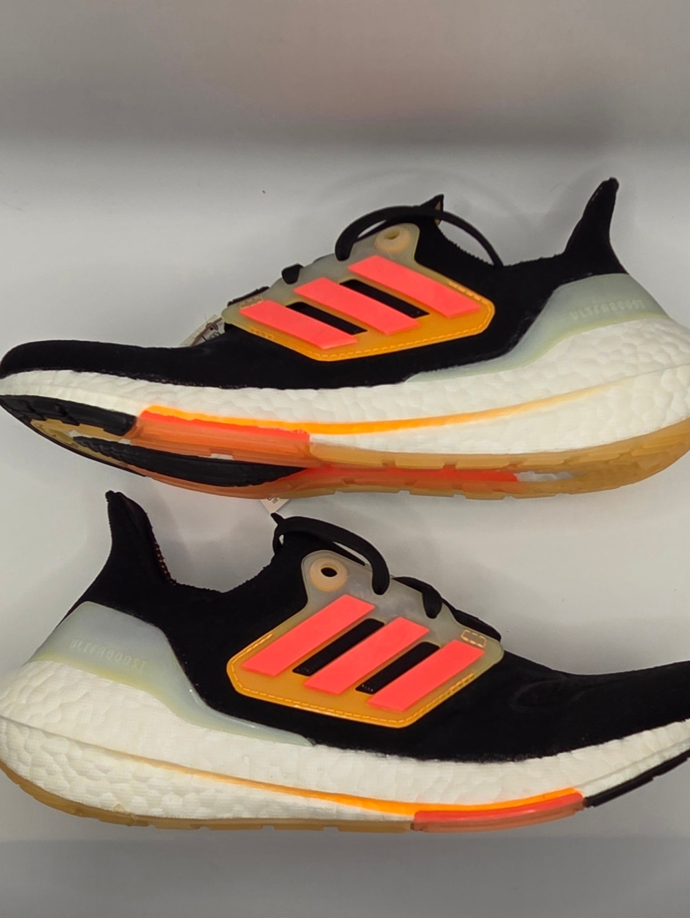 adidas Ultraboost 22 Mens Running Shoe Size 6.5 Or Womens Size 8 Black/ Orange